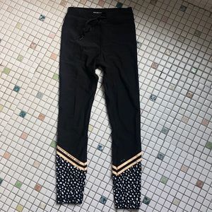 Sarah’s Day x WFA Leggings